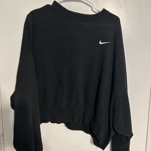 Nike - Women’s Over-Oversized Crew-Neck Sweatshirt